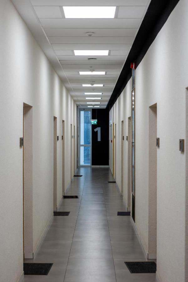 Studia Przy Lotnisku Od Wroclawapartament-Pl Exteriör bild